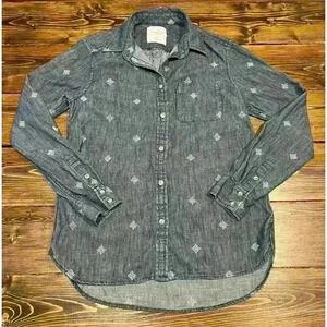 American Eagle Womens Button Up Chambray Denim Top Southwest Embroidered Small